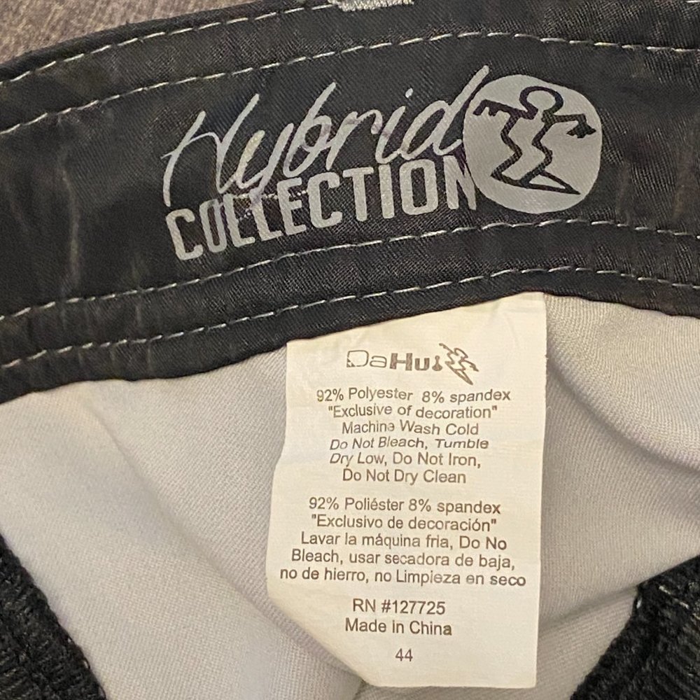 Men's Gray Dahu Hybrid Shorts, Hybird Collection, Size 44 - Picture 9 of 9